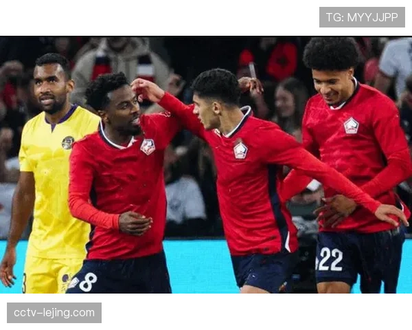 半场战报:里尔vs摩纳哥,对抗激烈但双方总计仅一次射正 半场战报:里尔vs摩纳哥,对抗激烈但双方总计仅一次射正